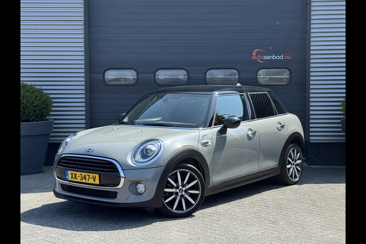 MINI Mini 1.5 Cooper Chili | Navigatie | Parkeersensoren | Cruise Control | Climate Control | Privacy Glass | MINI Mini 1.5 Cooper Chili | Navigatie | Parkeersensoren | Cruise Control | Climate Control | Privacy Glass |