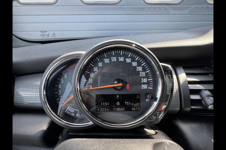 MINI Mini 1.5 Cooper Chili | Navigatie | Parkeersensoren | Cruise Control | Climate Control | Privacy Glass |