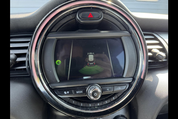 MINI Mini 1.5 Cooper Chili | Navigatie | Parkeersensoren | Cruise Control | Climate Control | Privacy Glass |