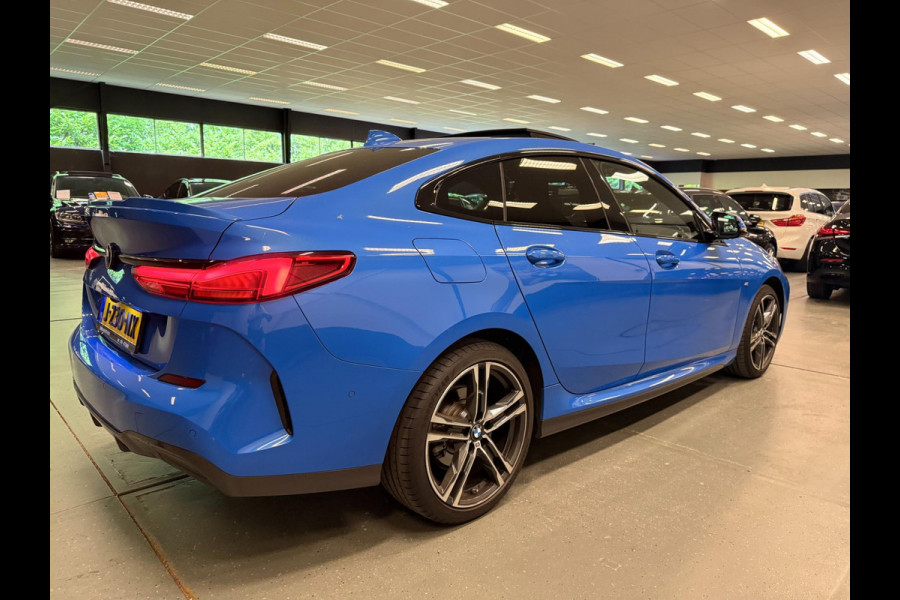 BMW 2 Serie Gran Coupé 218i M-SPORT M-STOELEN PANO/V-COCKPIT/NAVI/LED/DAB/CAM/CARPLAY///