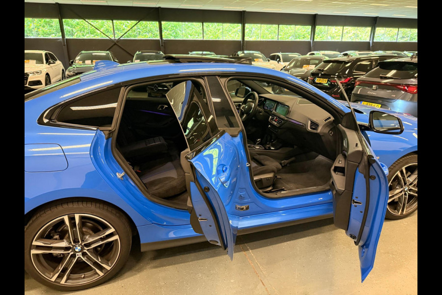 BMW 2 Serie Gran Coupé 218i M-SPORT M-STOELEN PANO/V-COCKPIT/NAVI/LED/DAB/CAM/CARPLAY///
