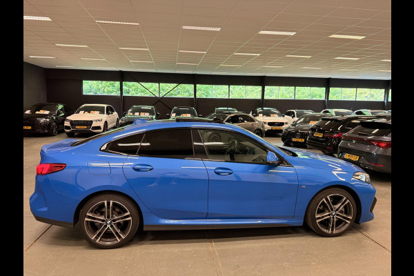 BMW 2 Serie Gran Coupé 218i M-SPORT M-STOELEN PANO/V-COCKPIT/NAVI/LED/DAB/CAM/CARPLAY///