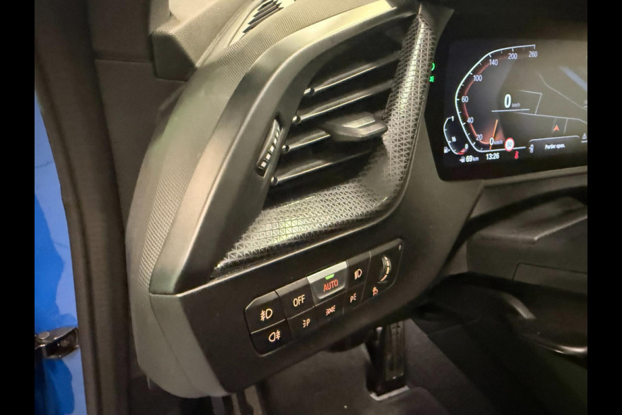BMW 2 Serie Gran Coupé 218i M-SPORT M-STOELEN PANO/V-COCKPIT/NAVI/LED/DAB/CAM/CARPLAY///