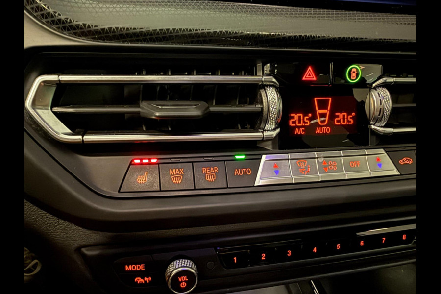 BMW 2 Serie Gran Coupé 218i M-SPORT M-STOELEN PANO/V-COCKPIT/NAVI/LED/DAB/CAM/CARPLAY///