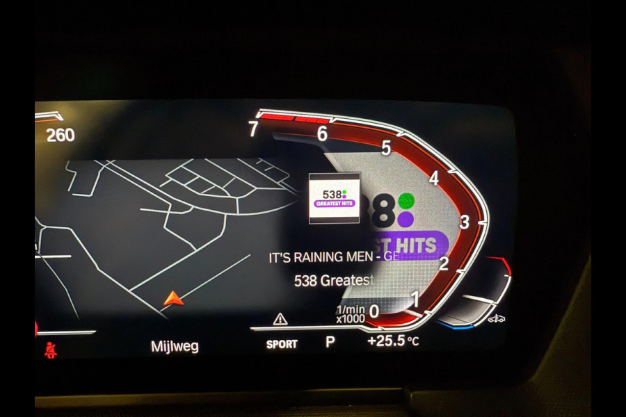 BMW 2 Serie Gran Coupé 218i M-SPORT M-STOELEN PANO/V-COCKPIT/NAVI/LED/DAB/CAM/CARPLAY///