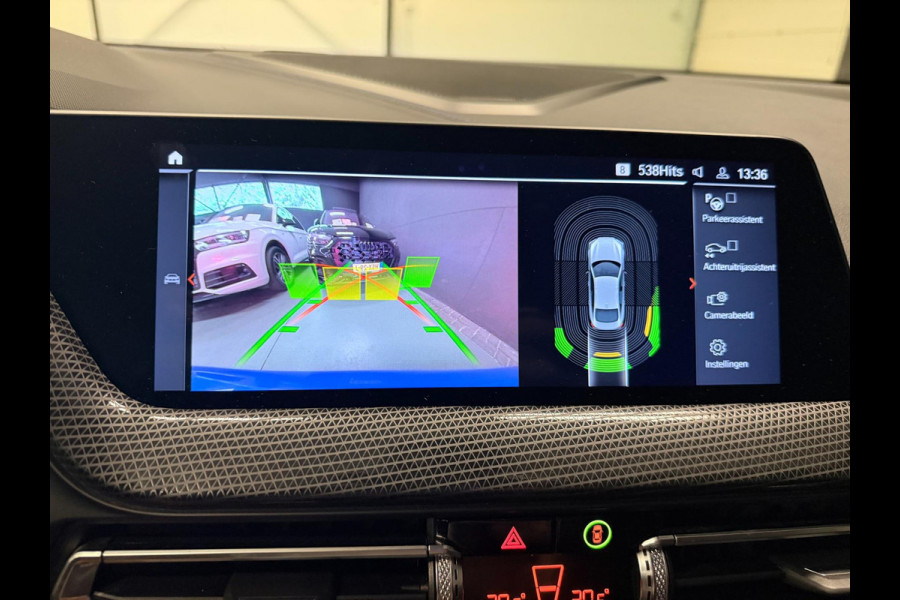 BMW 2 Serie Gran Coupé 218i M-SPORT M-STOELEN PANO/V-COCKPIT/NAVI/LED/DAB/CAM/CARPLAY///