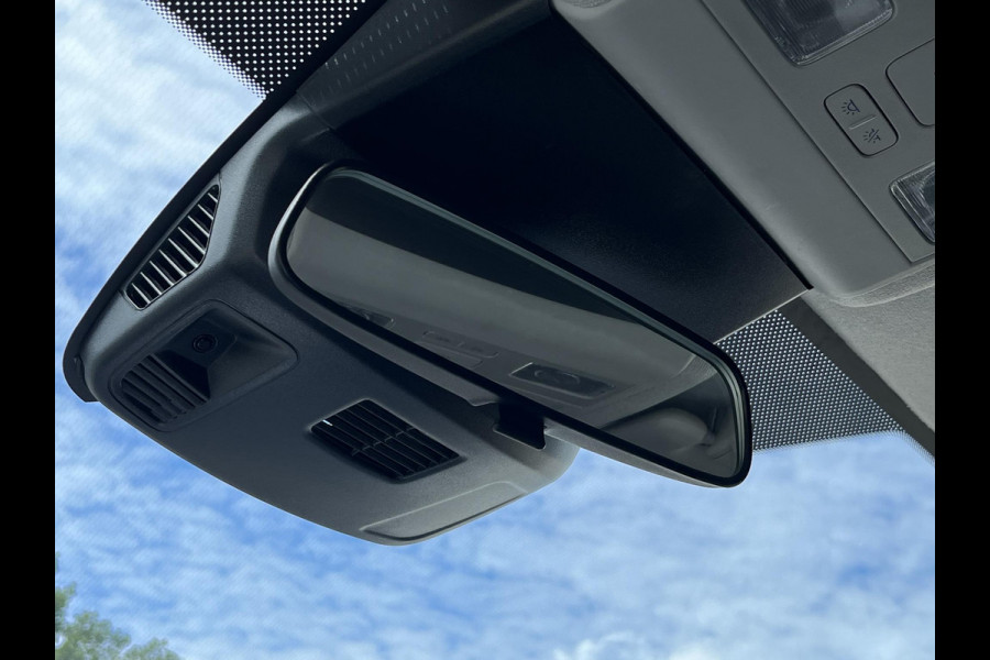 Ford Transit Custom 320 2.5 PHEV L2H1 Black Platinum DC | SCI | 233pk | Netto bijtelling 2025 vanaf 461,- per maand! | Driver Assistance Pack Ultimate | Dubbele Zijschuifdeuren | Ford Voorraad