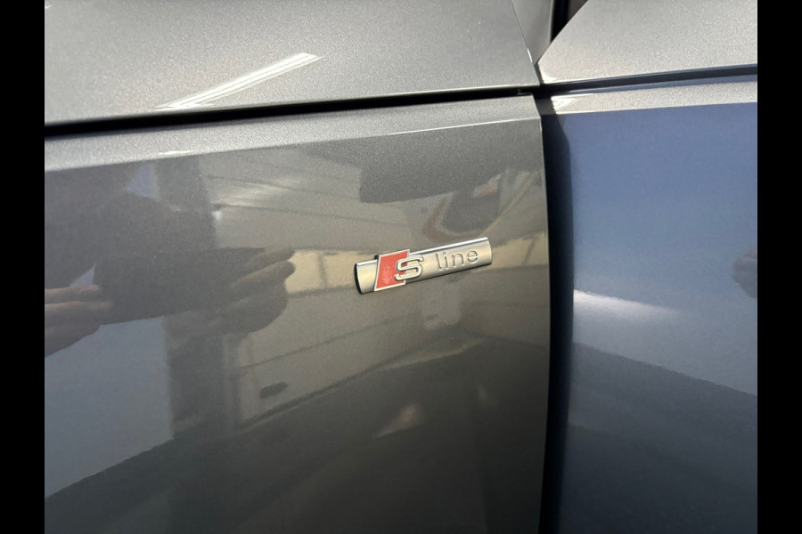Audi A4 Avant 40 TFSI Sport S line edition |Pano Dak| Virtual| LED| Camera | Stoelverwarming