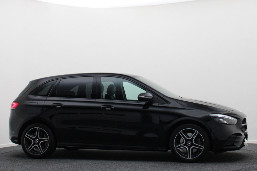 Mercedes-Benz B-Klasse 250 e AMG Line Virtual Cockpit, Sfeerverlichting, Apple Carplay, Standkachel, Cruise, 18''
