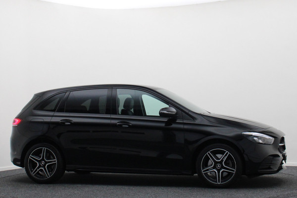 Mercedes-Benz B-Klasse 250 e AMG Line Virtual Cockpit, Sfeerverlichting, Apple Carplay, Standkachel, Cruise, 18''