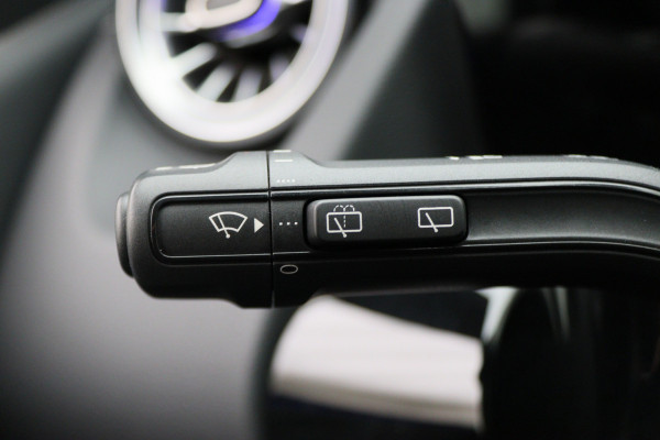 Mercedes-Benz B-Klasse 250 e AMG Line Virtual Cockpit, Sfeerverlichting, Apple Carplay, Standkachel, Cruise, 18''
