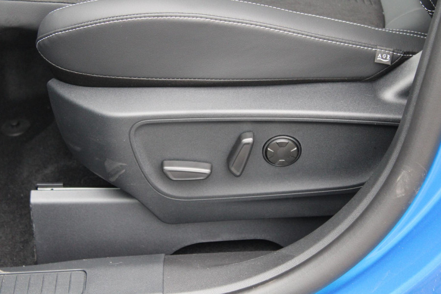 Ford Kuga 2.5 PHEV Active X Driver Assistance Pack | Panoramadak | Winter Pack | Wegklapbare trekhaak | 19 inch lichtmetalen velgen | Adaptieve Matrix LED koplampen met Coast to Coast |  Reservewiel |