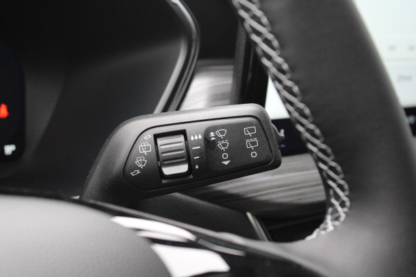 Ford Kuga 2.5 PHEV Active X Driver Assistance Pack | Panoramadak | Winter Pack | Wegklapbare trekhaak | 19 inch lichtmetalen velgen | Adaptieve Matrix LED koplampen met Coast to Coast |  Reservewiel |