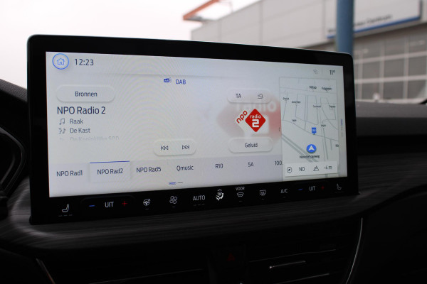 Ford Kuga 2.5 PHEV Active X Driver Assistance Pack | Panoramadak | Winter Pack | Wegklapbare trekhaak | 19 inch lichtmetalen velgen | Adaptieve Matrix LED koplampen met Coast to Coast |  Reservewiel |