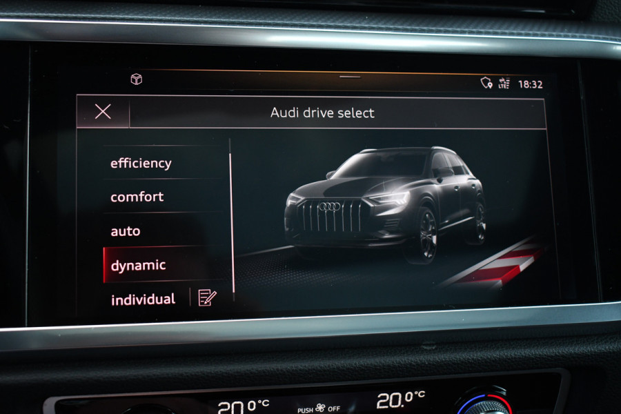 Audi Q3 45 TFSI quattro S-Line Pano Trekh ACC B&O 21inch m-LED Camera