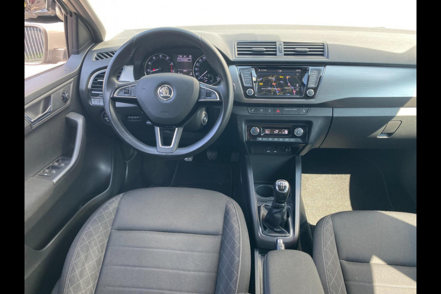 Škoda Fabia Combi 1.2 TSI Comfort | Parkpilot|Frontassist|Cruise|Clima|Stoelverw|Xenon|Navigatie|Keyless go|Dealer Onderhouden