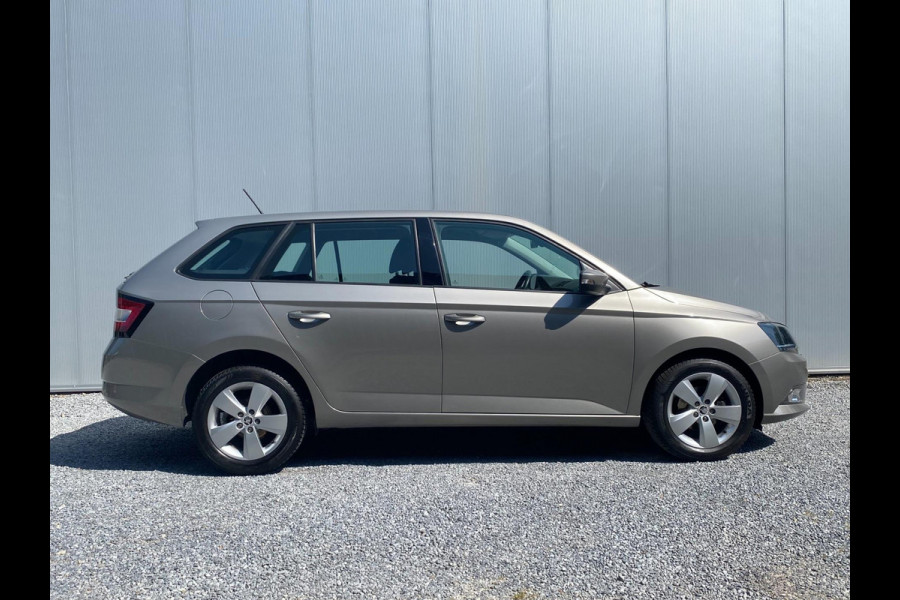 Škoda Fabia Combi 1.2 TSI Comfort | Parkpilot|Frontassist|Cruise|Clima|Stoelverw|Xenon|Navigatie|Keyless go|Dealer Onderhouden