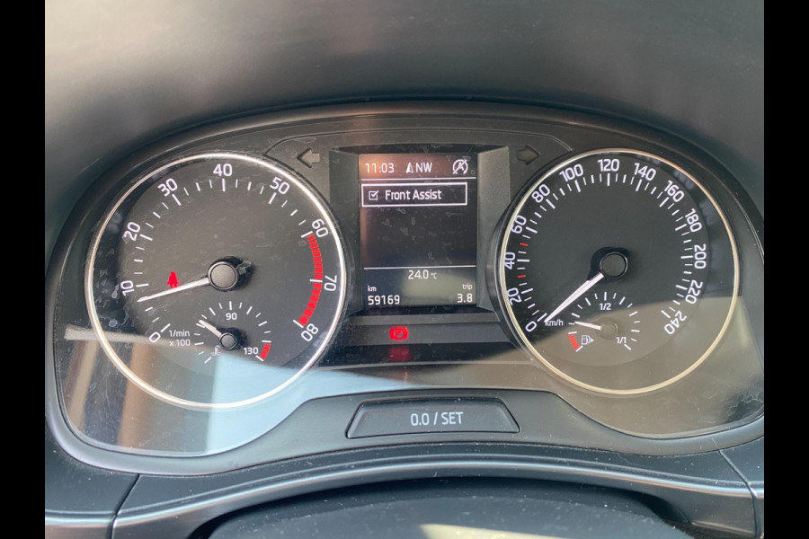 Škoda Fabia Combi 1.2 TSI Comfort | Parkpilot|Frontassist|Cruise|Clima|Stoelverw|Xenon|Navigatie|Keyless go|Dealer Onderhouden