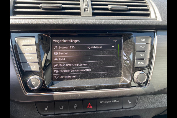 Škoda Fabia Combi 1.2 TSI Comfort | Parkpilot|Frontassist|Cruise|Clima|Stoelverw|Xenon|Navigatie|Keyless go|Dealer Onderhouden