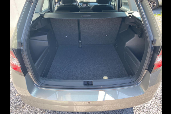Škoda Fabia Combi 1.2 TSI Comfort | Parkpilot|Frontassist|Cruise|Clima|Stoelverw|Xenon|Navigatie|Keyless go|Dealer Onderhouden