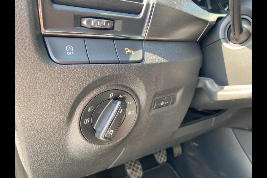 Škoda Fabia Combi 1.2 TSI Comfort | Parkpilot|Frontassist|Cruise|Clima|Stoelverw|Xenon|Navigatie|Keyless go|Dealer Onderhouden