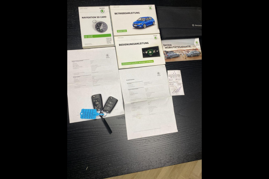 Škoda Fabia Combi 1.2 TSI Comfort | Parkpilot|Frontassist|Cruise|Clima|Stoelverw|Xenon|Navigatie|Keyless go|Dealer Onderhouden