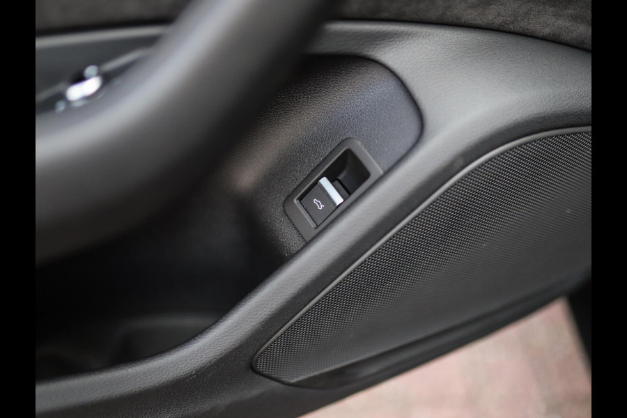 Audi A4 Avant 1.4 TFSI Sport S line black edition | Keyless | Pano | Camera | Stoelverw.