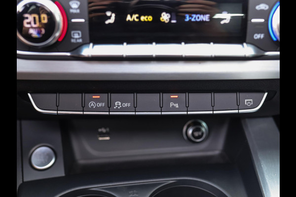 Audi A4 Avant 1.4 TFSI Sport S line black edition | Keyless | Pano | Camera | Stoelverw.