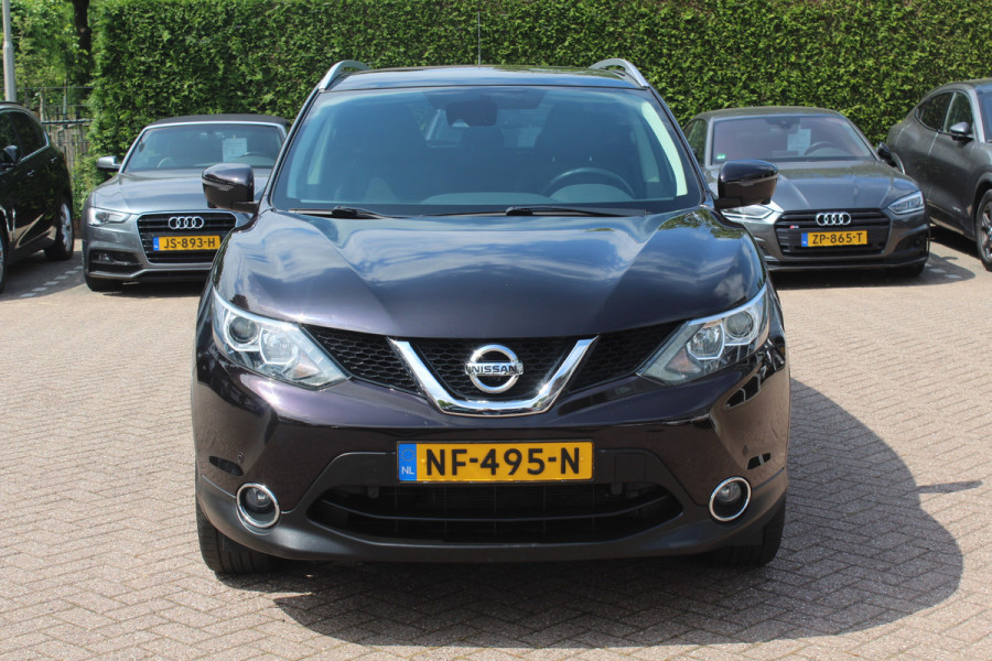 Nissan QASHQAI 1.2 N-Connecta / Trekhaak / Panoramadak / 360Camera / 18'' / Keyless / Navigatie / Getint glas / DAB / Cruise Control
