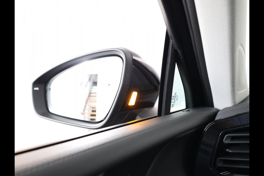 Volkswagen Tiguan 1.5 eTSI Life Edition Pano|Camera| 17' LM-velgen| Navi