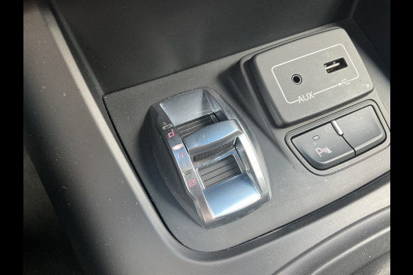 Alfa Romeo Giulietta 1.750 Turbo 241pk Veloce Automaat Carplay Sport-Stoelen Nav/Cruise Voll.Onderhouden!