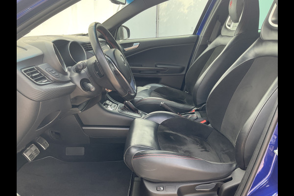 Alfa Romeo Giulietta 1.750 Turbo 241pk Veloce Automaat Carplay Sport-Stoelen Nav/Cruise Voll.Onderhouden!