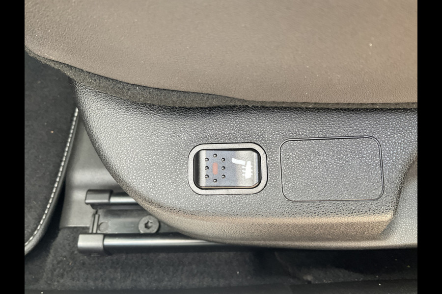 Alfa Romeo Giulietta 1.750 Turbo 241pk Veloce Automaat Carplay Sport-Stoelen Nav/Cruise Voll.Onderhouden!
