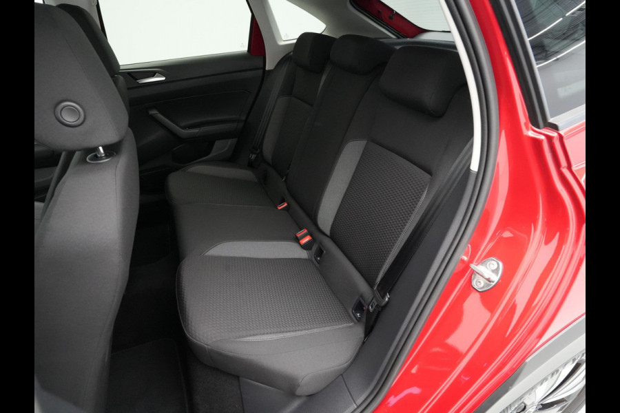 Volkswagen Taigo 1.0 TSI 110pk DSG Life Navi via App Camera Acc Clima 140