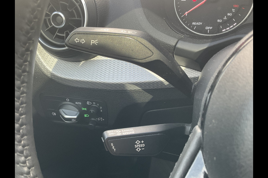 Audi Q2 1.0 TFSI Automaat Sport Pro Line Pano Cruise PDC Stoelverw Hoogzitter!