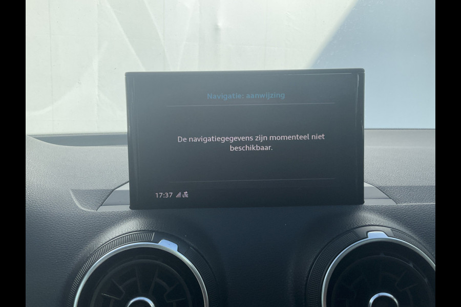Audi Q2 1.0 TFSI Automaat Sport Pro Line Pano Cruise PDC Stoelverw Hoogzitter!