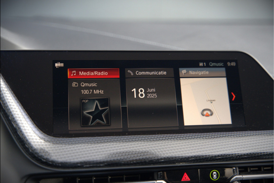 BMW 1-serie 118i High Executive Edition | Virtual Dash | Apple Carplay | Stoelverwarming | Leer | Led | Keyless | PDC | Shadow Line | Automaat | M Sport Stuur | Climate Control | Cruise Control |
