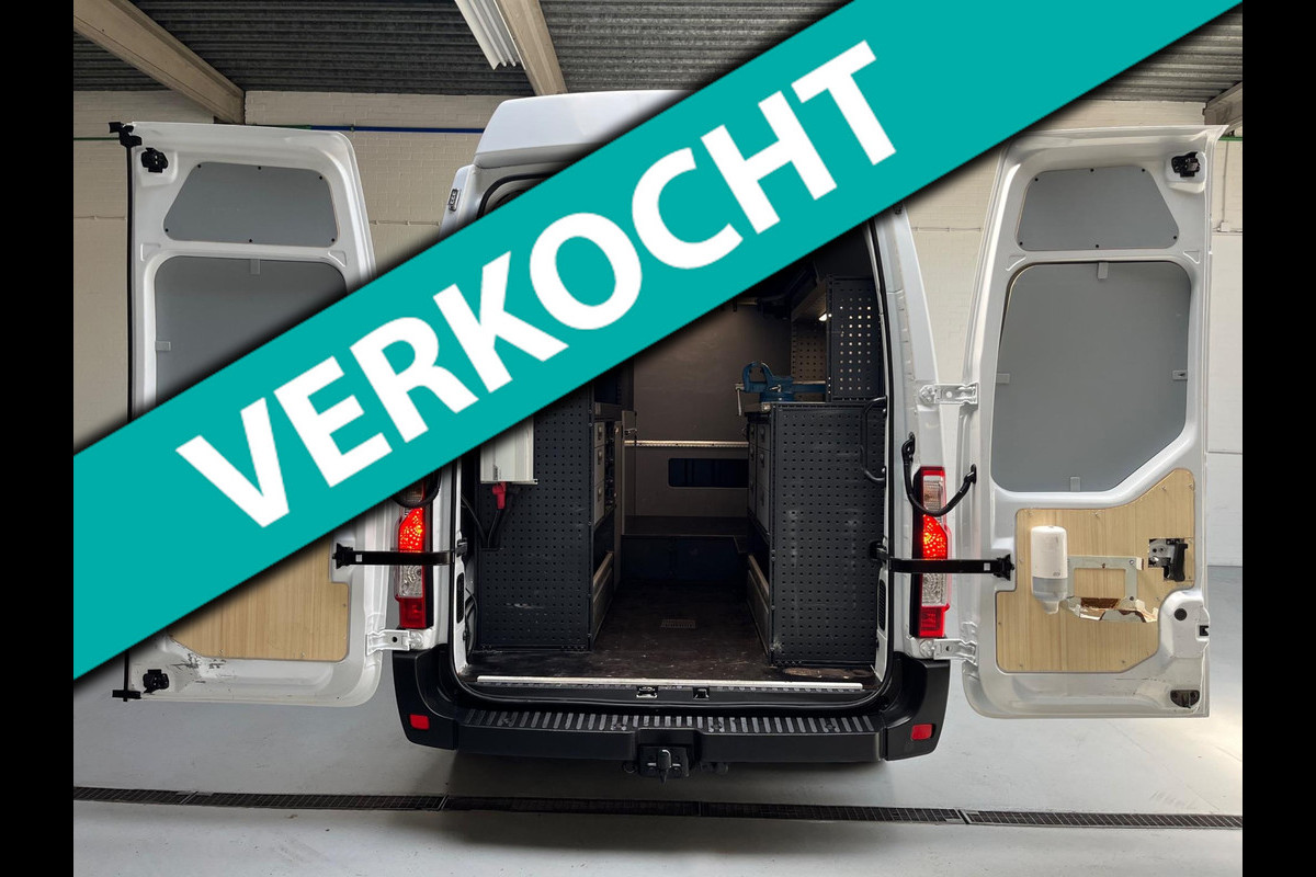 Renault Master Nieuw Model Servicewagen T35 2.3 dCi 135 L2H3 Extra hoog 2xSchuifdeur Modul kasten Omvormer Trekhaak RIJKLAARPRIJS! Renault Master Nieuw Model Servicewagen T35 2.3 dCi 135 L2H3 Extra hoog 2xSchuifdeur Modul kasten Omvormer Trekhaak RIJKLAARPRIJS!