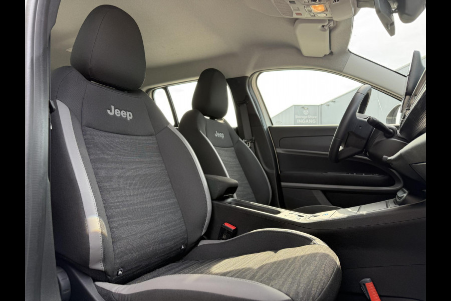 Jeep Avenger Aut. Longitude 54kWh | Navi | Carplay | Stoelverwarming |