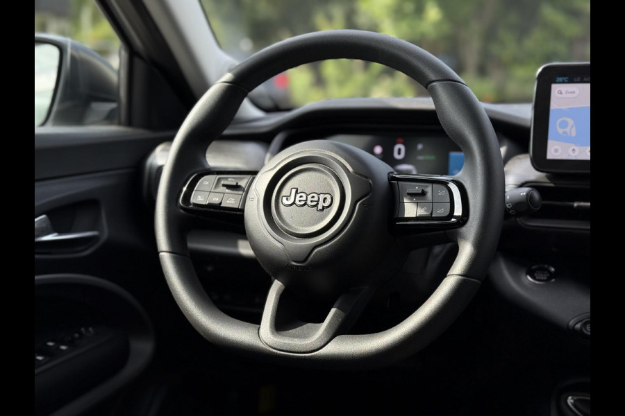 Jeep Avenger Aut. Longitude 54kWh | Navi | Carplay | Stoelverwarming |