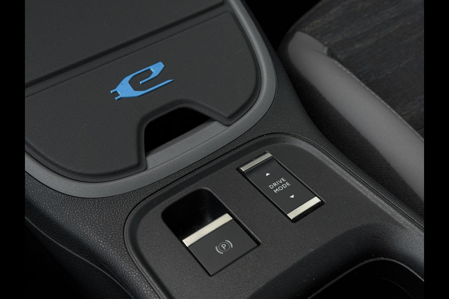 Jeep Avenger Aut. Longitude 54kWh | Navi | Carplay | Stoelverwarming |