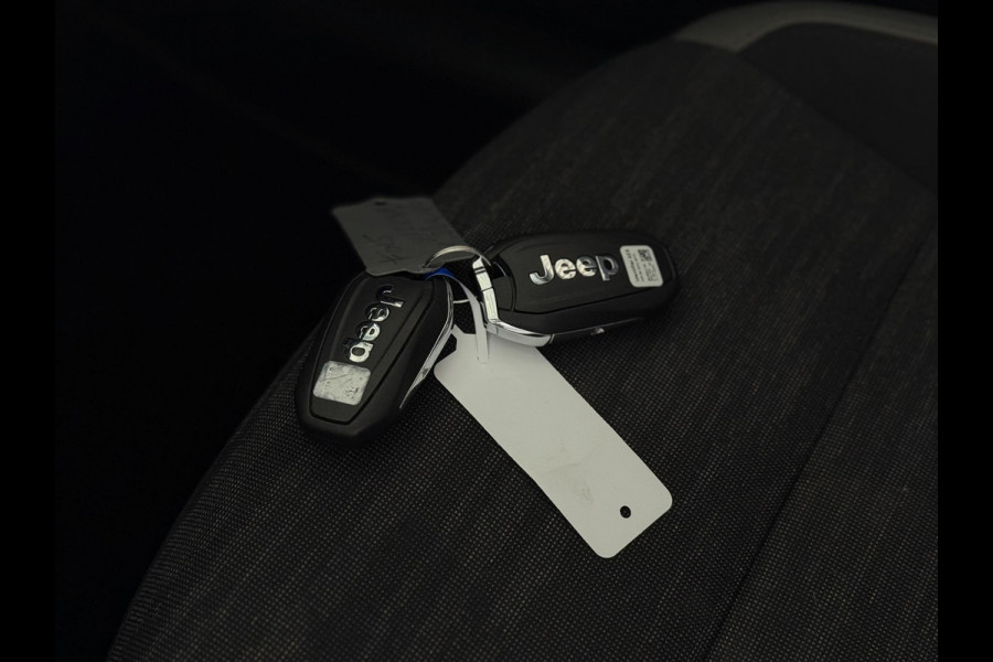 Jeep Avenger Aut. Longitude 54kWh | Navi | Carplay | Stoelverwarming |