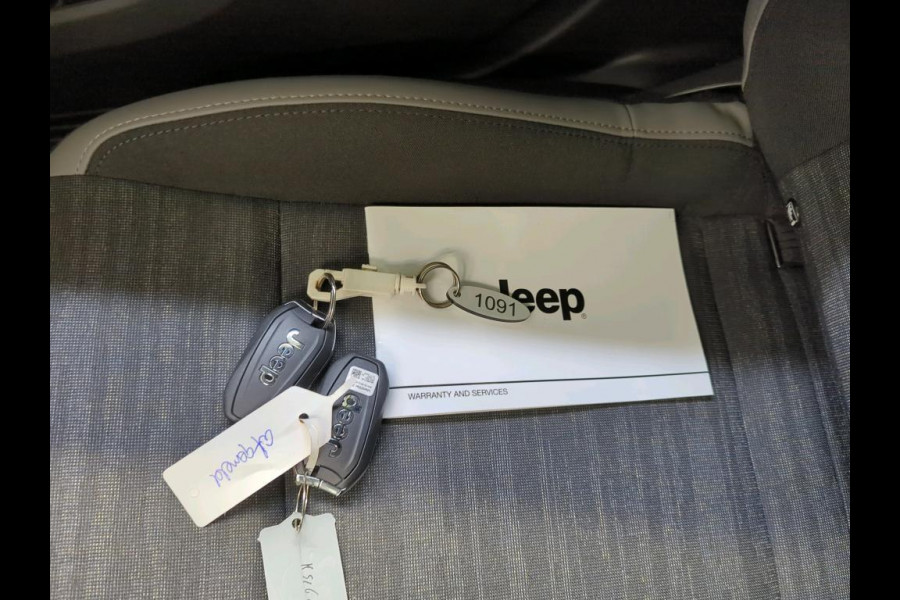 Jeep Avenger Aut. Longitude 54kWh | Navi | Carplay | Stoelverwarming |