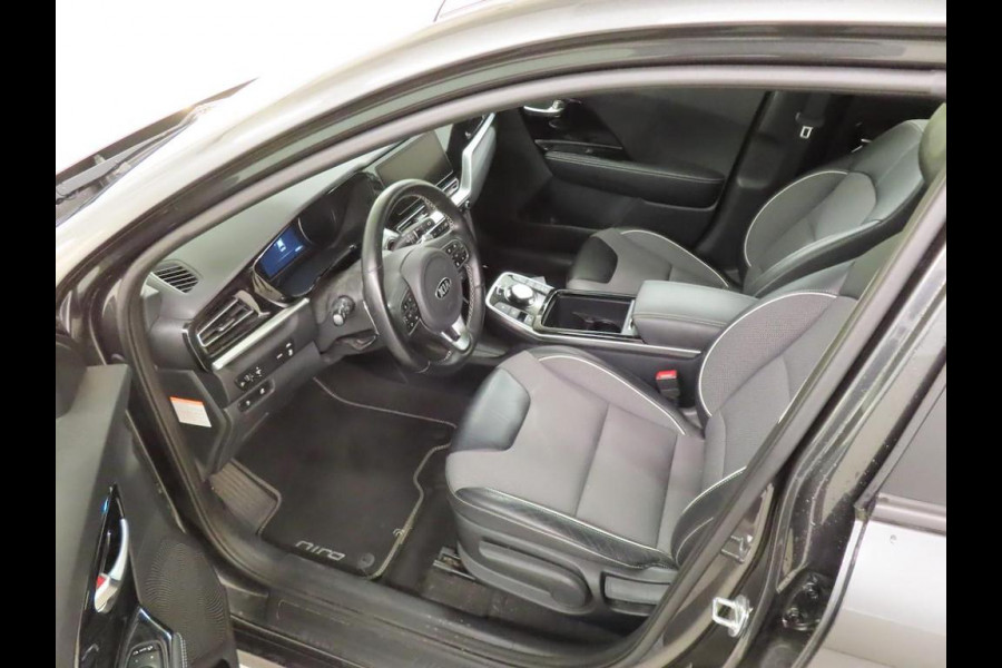 Kia e-Niro Aut. Dynamic Plus | Panorama | 1/2 Leder | Panorama | Navi