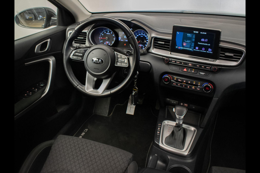 Kia Ceed Sportswagon 1.4 T-GDi DynamicLine Sport (APPLECARPLAY,NAVI,CAMERA,PDC,CLIMATE,CRUISE,LED,SPORTSTOELEN,LM VELGEN)