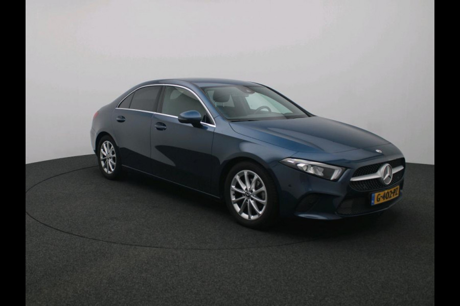 Mercedes-Benz A-Klasse 180 Aut. Luxury M-BUX | LED | Navi | Camera | CarPlay