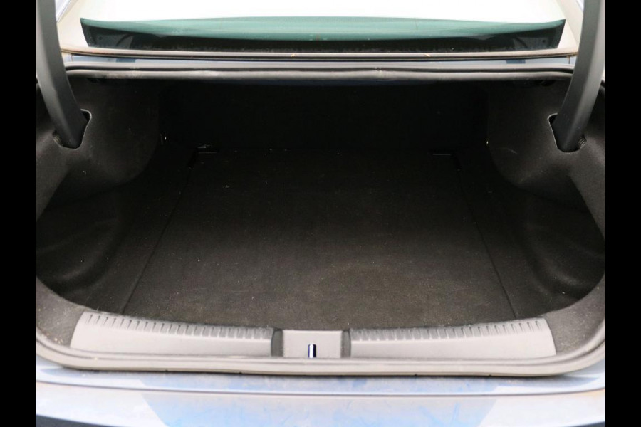 Mercedes-Benz CLA-Klasse 180 Aut. Business Sol. | LED |  Navi | Camera |