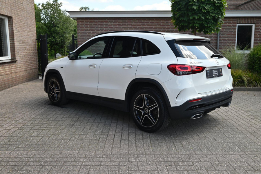 Mercedes-Benz GLA 250 e Business Solution AMG Limited Adaptive Keyless Camera Sfeerverlichting 19''