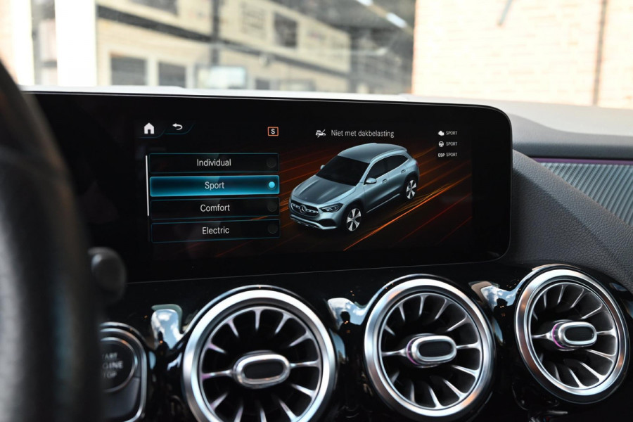 Mercedes-Benz GLA 250 e Business Solution AMG Limited Adaptive Keyless Camera Sfeerverlichting 19''
