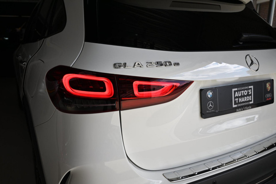 Mercedes-Benz GLA 250 e Business Solution AMG Limited Adaptive Keyless Camera Sfeerverlichting 19''